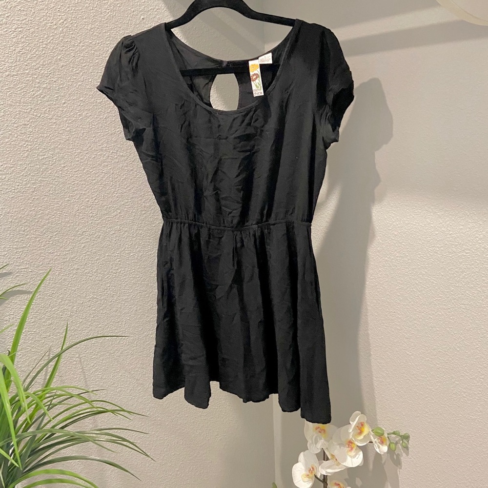 🗣HAS POCKETS! Black Skater Dress